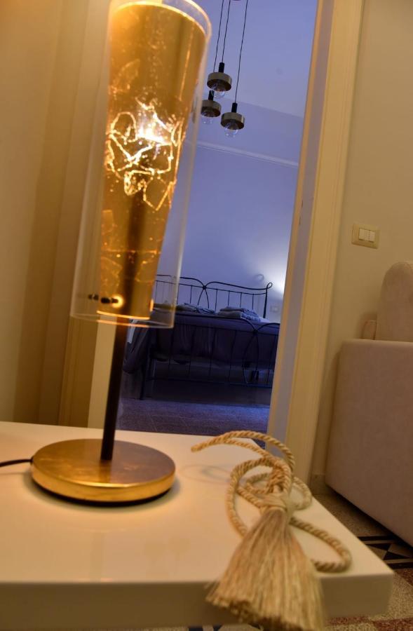 Ripa Garden Room And Suite Salerno Eksteriør bilde