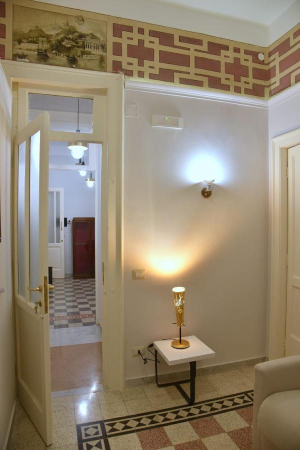 Ripa Garden Room And Suite Salerno Eksteriør bilde